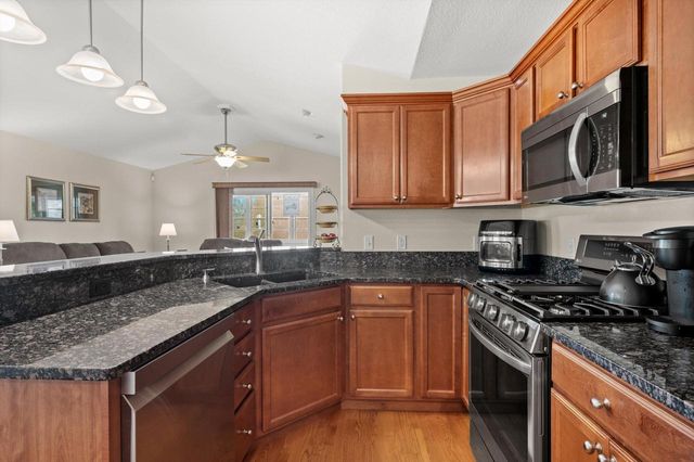 627 Tindalls Nest, Twin Lakes, WI 53181