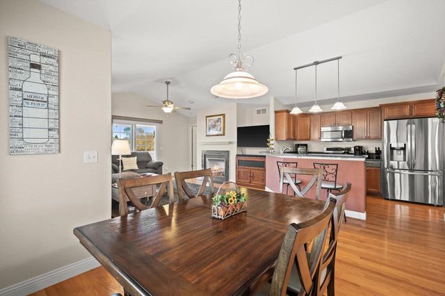 627 Tindalls Nest, Twin Lakes, WI 53181