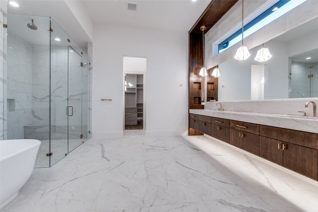 6006 Meadow Crest, Dallas, TX 75230