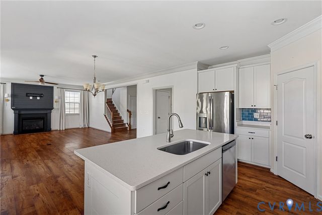 252 Appalachian Ln, Louisa, VA 22942