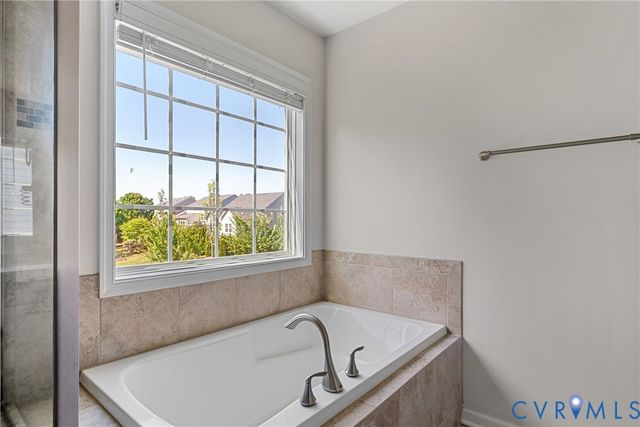 252 Appalachian Ln, Louisa, VA 22942