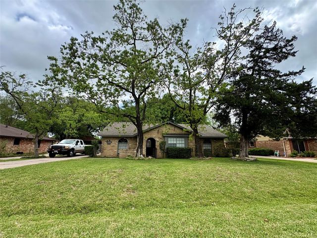 21802 Rotherham Drive, Spring, TX 77388