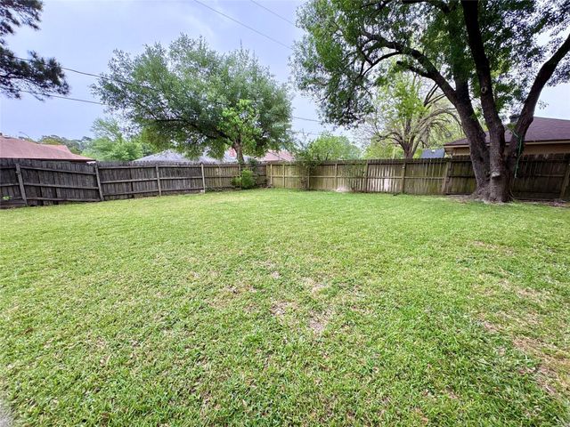 21802 Rotherham Drive, Spring, TX 77388