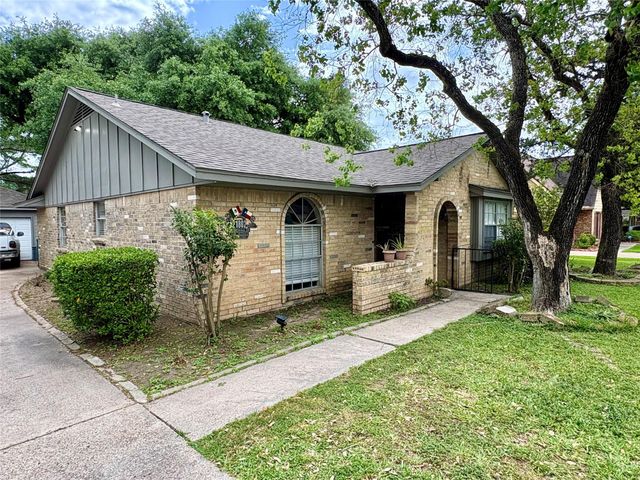 21802 Rotherham Drive, Spring, TX 77388