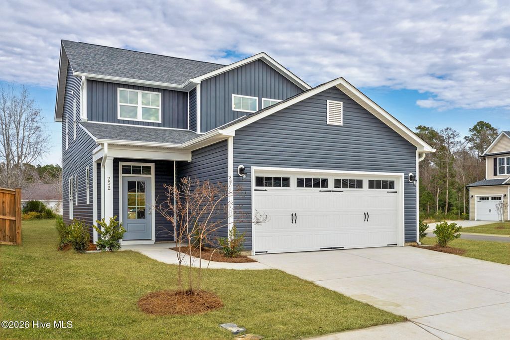 179 S Bandwheel Way, Hampstead, NC 28443