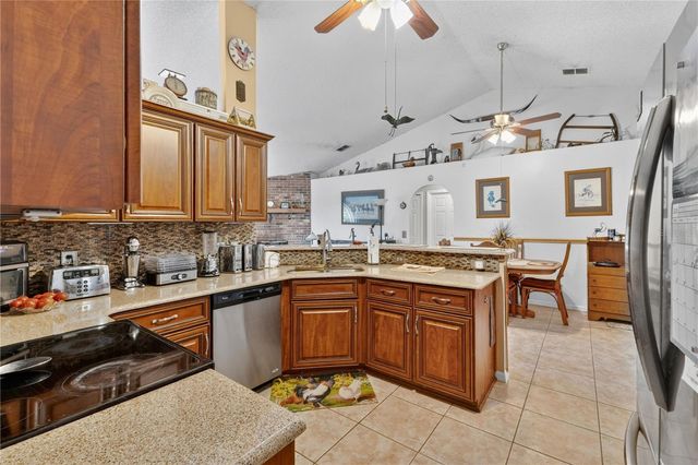 897 OSMOSIS DRIVE SW, Palm Bay, FL 32908