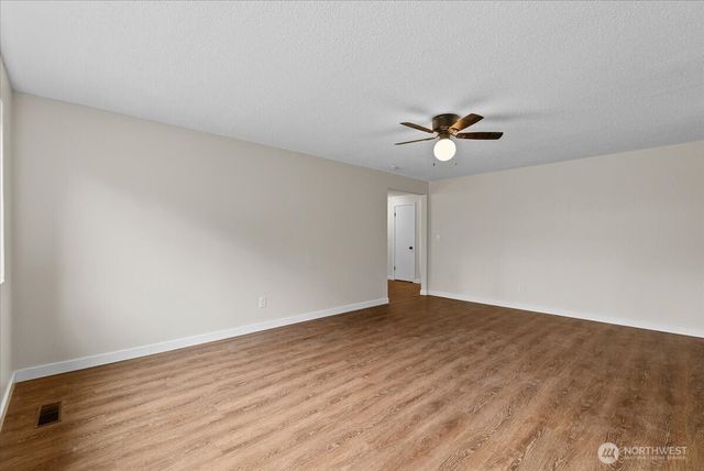 708 Tartan Drive SW, Olympia, WA 98501