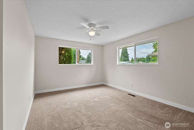 708 Tartan Drive SW, Olympia, WA 98501