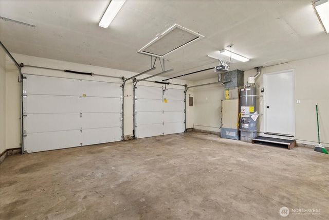 708 Tartan Drive SW, Olympia, WA 98501