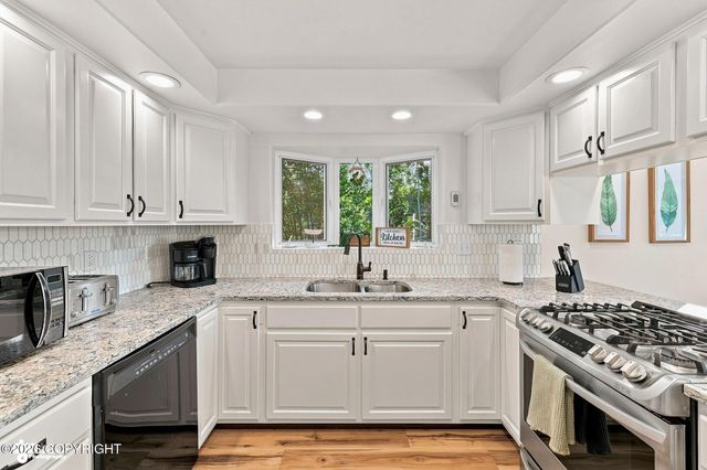 4624 E Birch Drive, Wasilla, AK 99654