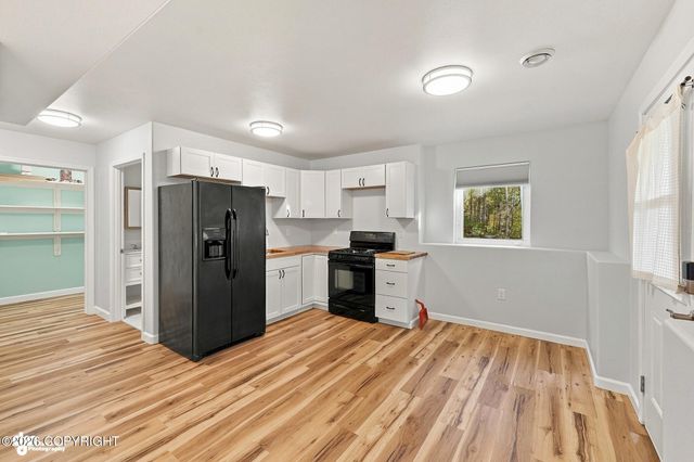 4624 E Birch Drive, Wasilla, AK 99654