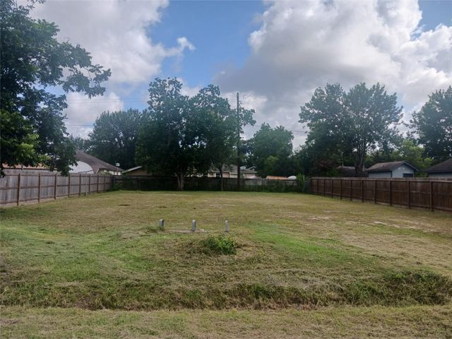 6217 Willow Dale Street, Houston, TX 77087