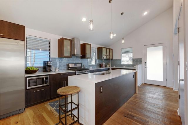 1907 E 14th ST A, Austin, TX 78702