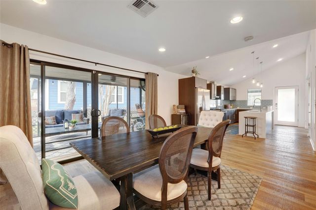 1907 E 14th ST A, Austin, TX 78702