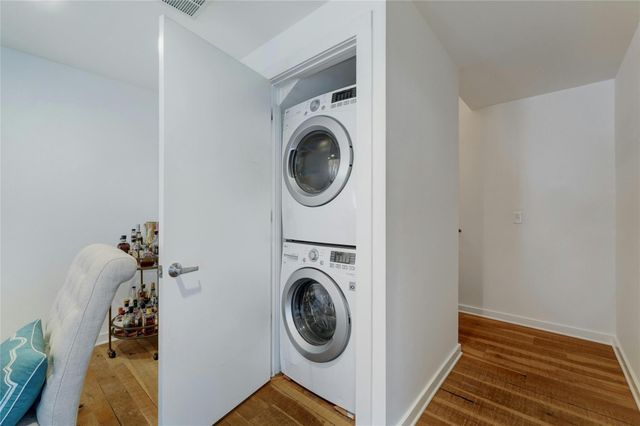 1907 E 14th ST A, Austin, TX 78702