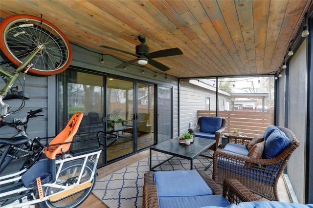 1907 E 14th ST A, Austin, TX 78702