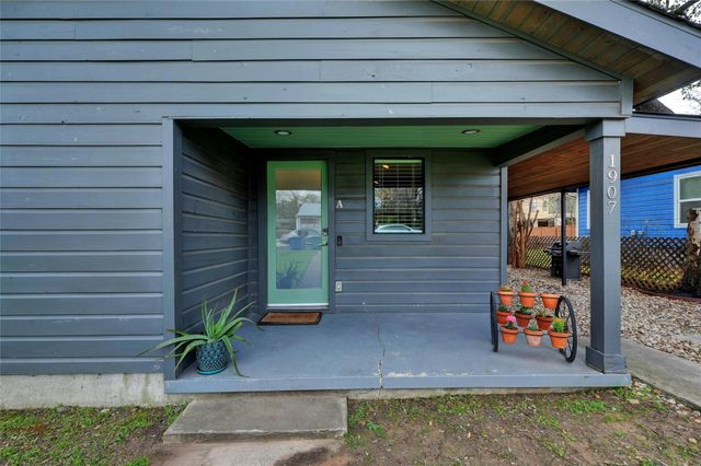 1907 E 14th ST A, Austin, TX 78702
