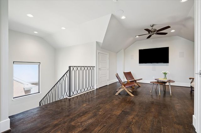 2117 Dickey Place, Houston, TX 77019