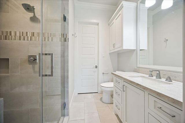 2117 Dickey Place, Houston, TX 77019