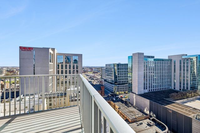 301 Demonbreun St Unit 2016, Nashville, TN 37201