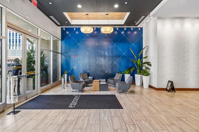 301 Demonbreun St Unit 2016, Nashville, TN 37201