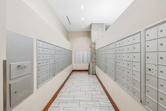 301 Demonbreun St Unit 2016, Nashville, TN 37201