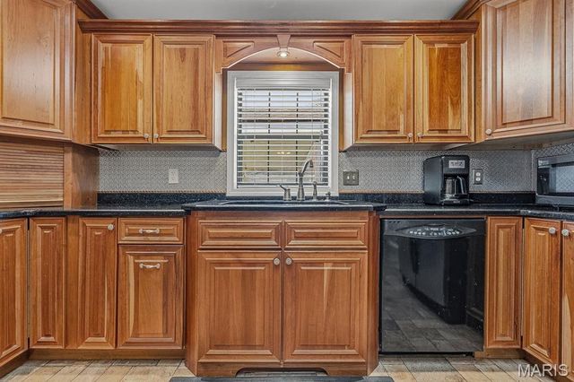 802 Beckwith Avenue, Caruthersville, MO 63830