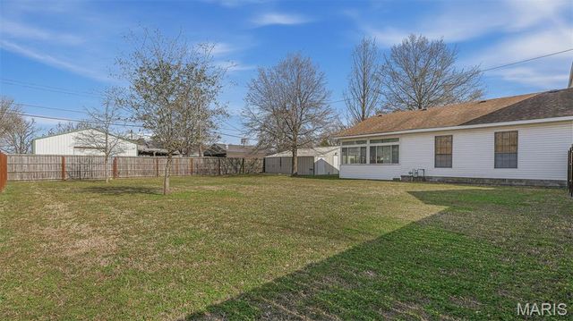 802 Beckwith Avenue, Caruthersville, MO 63830