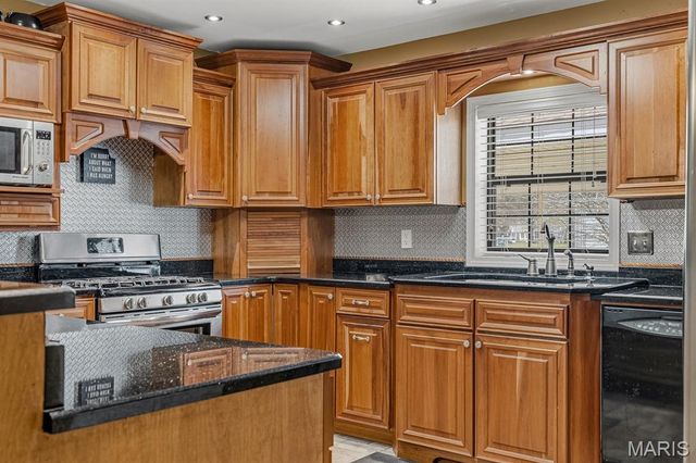 802 Beckwith Avenue, Caruthersville, MO 63830