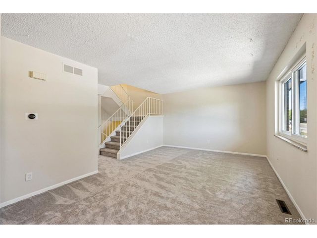 750 Tabor St 13, Lakewood, CO 80401