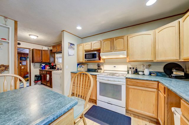 4793 E Duck Lake Road, Grawn, MI 49637