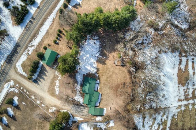 4793 E Duck Lake Road, Grawn, MI 49637