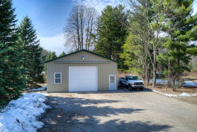 4793 E Duck Lake Road, Grawn, MI 49637
