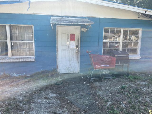 1911 E NOEL STREET, Tampa, FL 33610