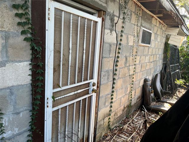 1911 E NOEL STREET, Tampa, FL 33610