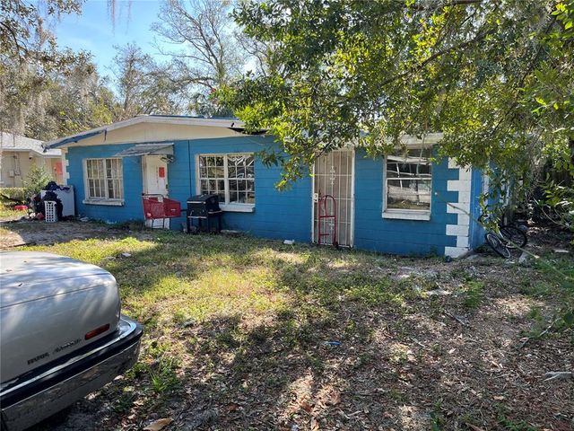 1911 E NOEL STREET, Tampa, FL 33610