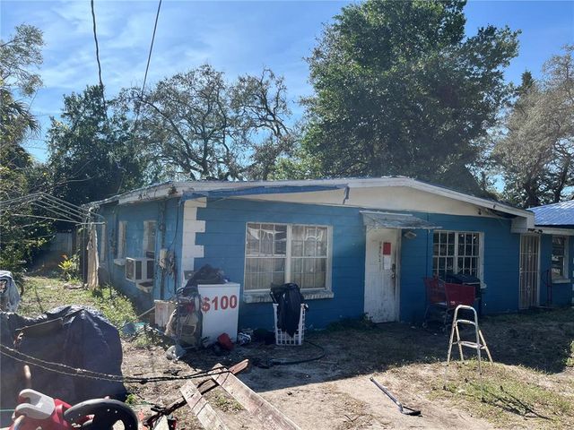 1911 E NOEL STREET, Tampa, FL 33610