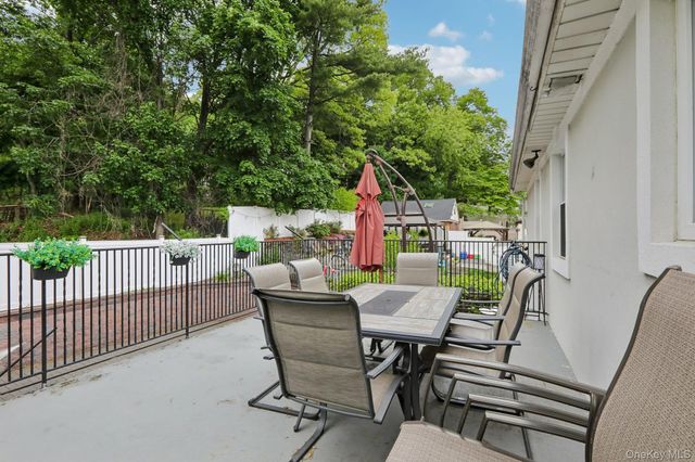 583 Bellevue Avenue N, Yonkers, NY 10703