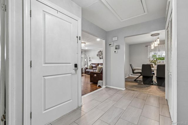 583 Bellevue Avenue N, Yonkers, NY 10703