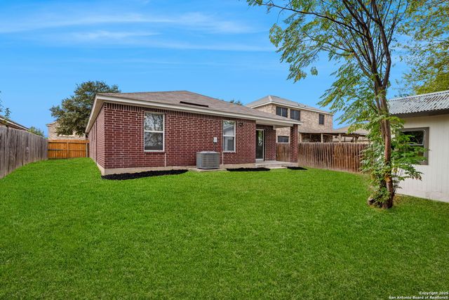 4742 Highland Farm, San Antonio, TX 78244