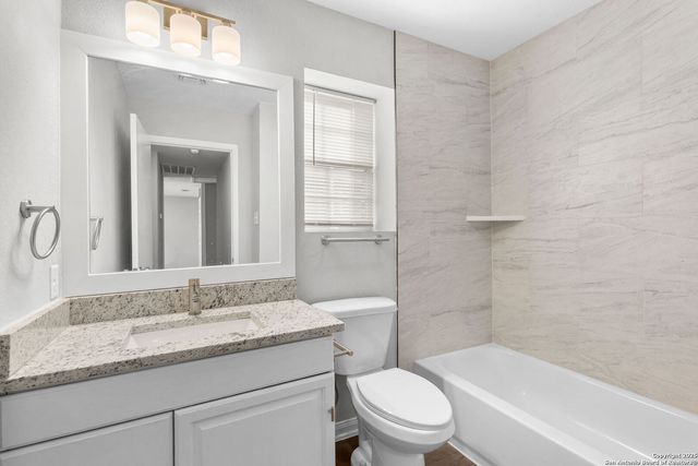 4742 Highland Farm, San Antonio, TX 78244