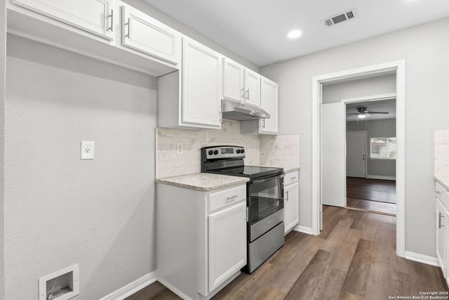 4742 Highland Farm, San Antonio, TX 78244