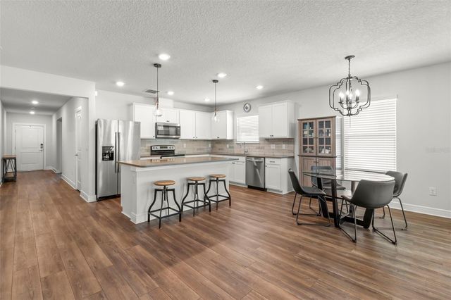 2008 9TH STREET SE, Ruskin, FL 33570