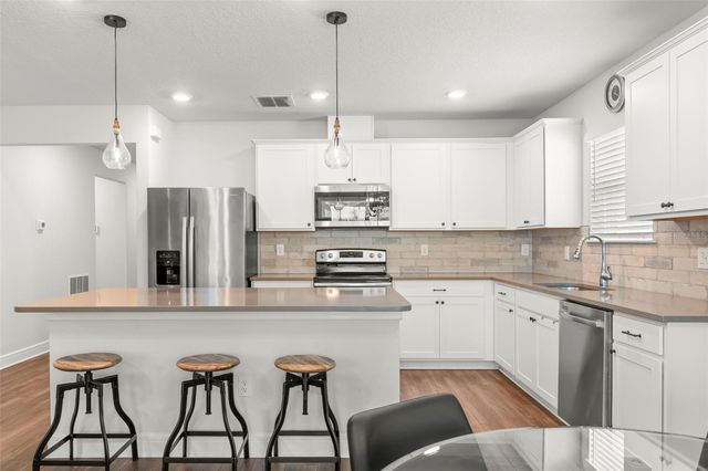 2008 9TH STREET SE, Ruskin, FL 33570