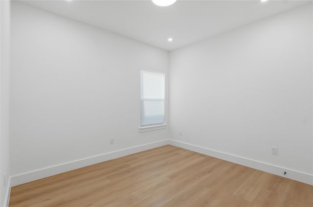 2800 Carter Street, Dallas, TX 75210