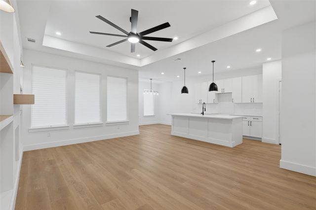 2800 Carter Street, Dallas, TX 75210