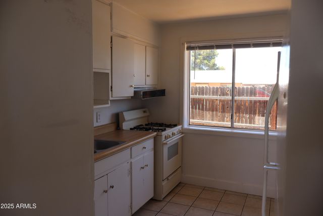 524 North Avenue, Sierra Vista, AZ 85635