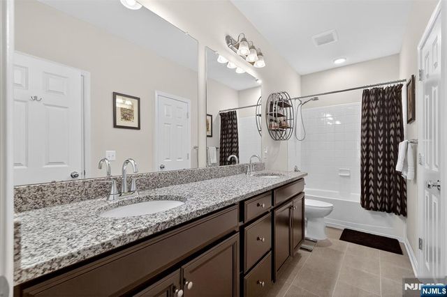 213 Wesmont Drive, Wood Ridge, NJ 07075