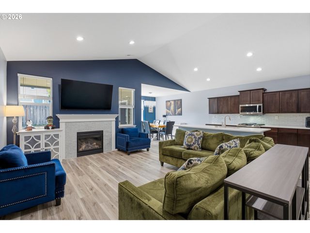 3410 DOUBLETREE St, Forest Grove, OR 97116
