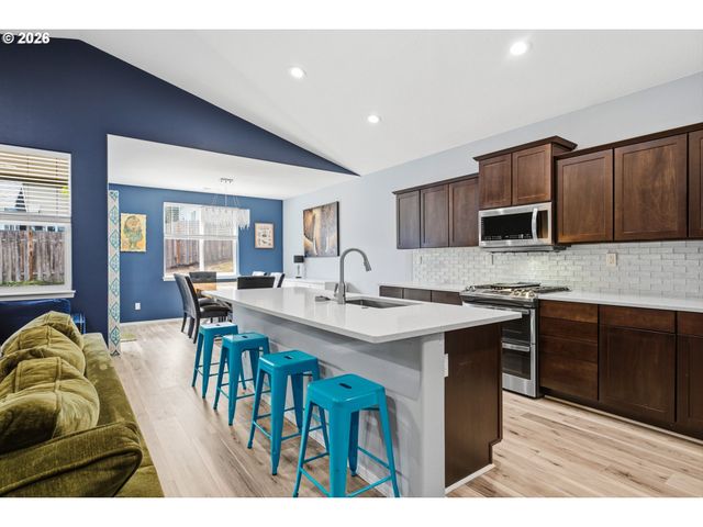 3410 DOUBLETREE St, Forest Grove, OR 97116